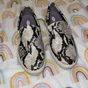Snake skin shoes